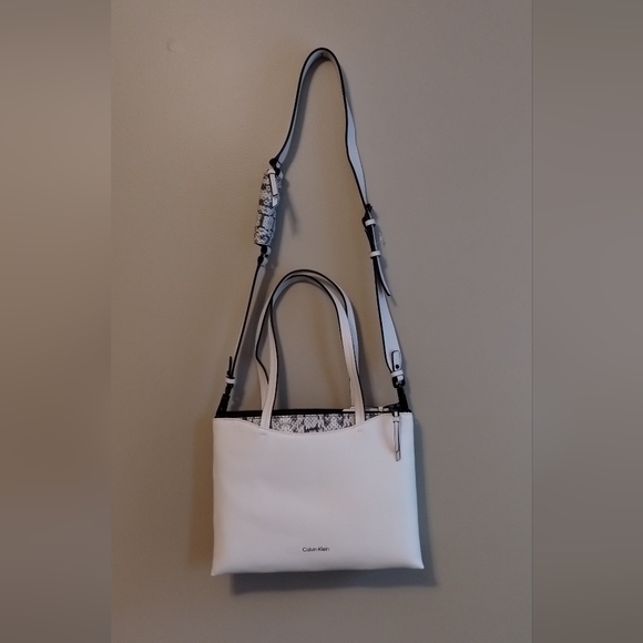 CALVIN KLEIN, "Chrome" Classic Tote - NWTs - Picture 1 of 9